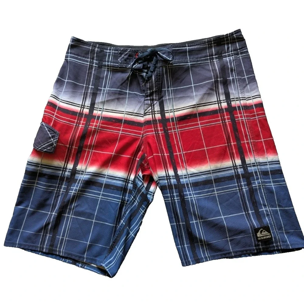 Quicksilver Cypher Wonderland Men Size 36-38 Red white navy blue Board Shorts